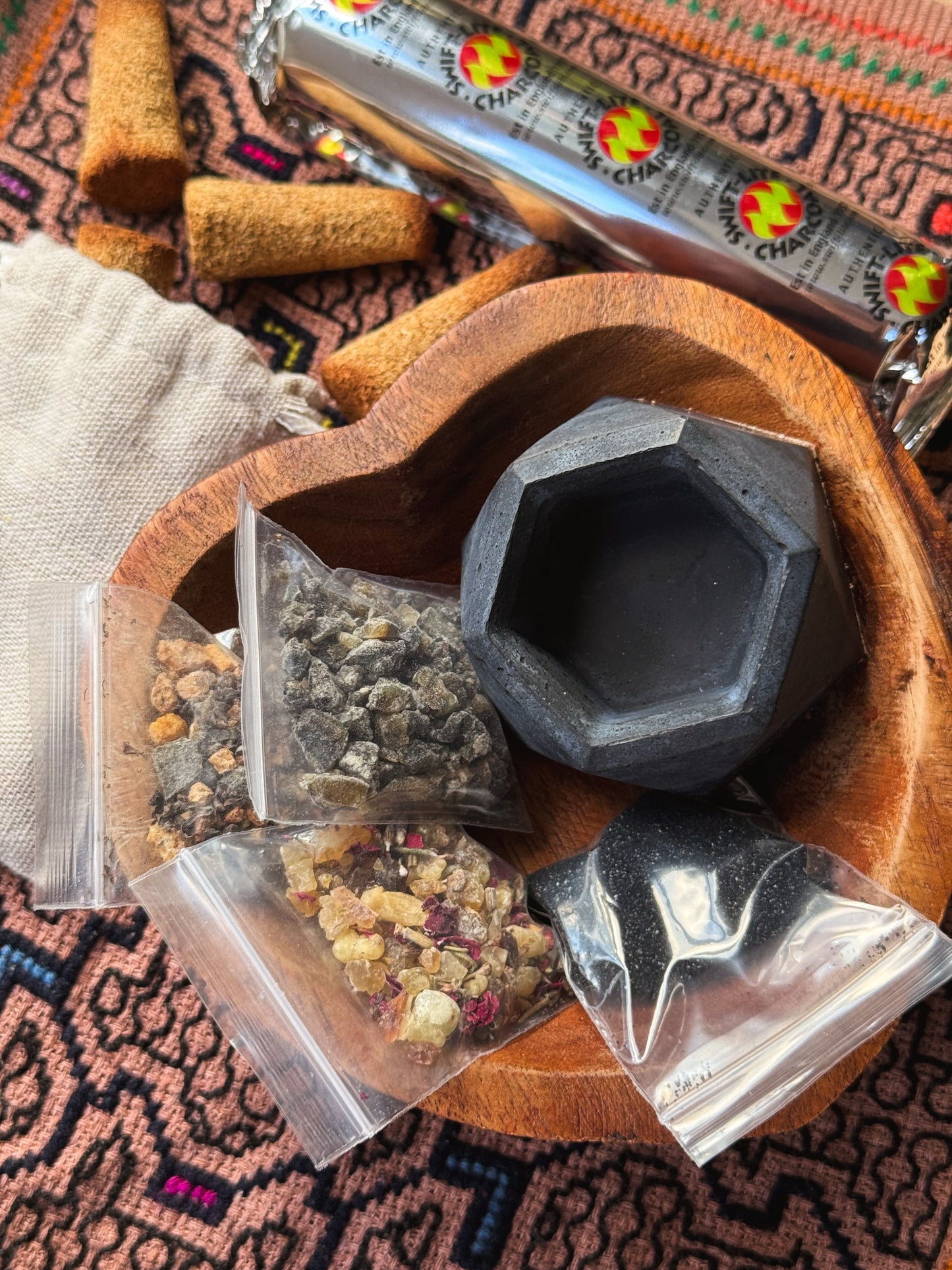 "SMOKE RITUALS" Incense Kit