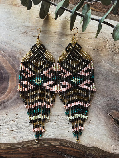 ༶ Warmi (Womb) ༶ handmade by the Inga Tribe, Columbia